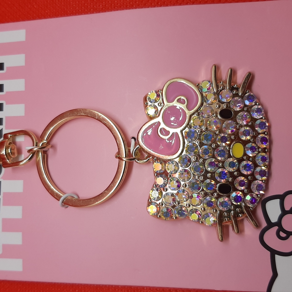 Hello Kitty Rhinestone Keychain - Picture 5 of 6